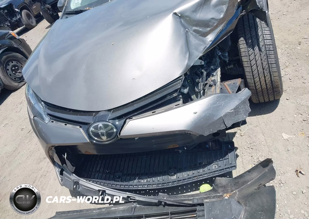 2017 Toyota Corolla Le VIN:2T1BURHE3HC831575 - 11