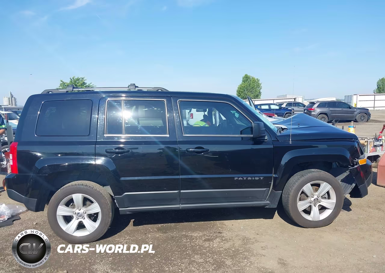 2012 Jeep Patriot Latitude VIN:1C4NJRFB0CD609098 - 13