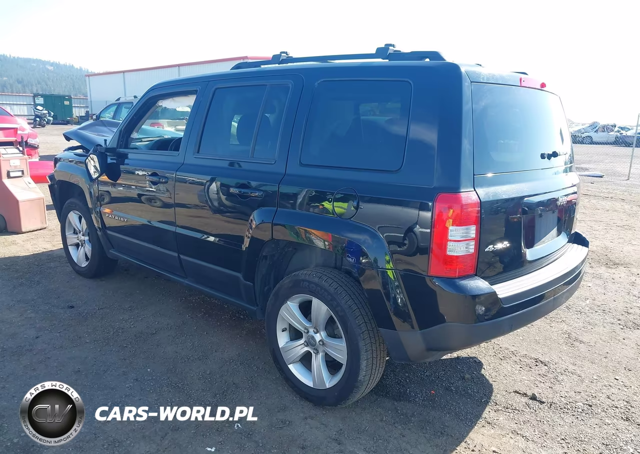 2012 Jeep Patriot Latitude VIN:1C4NJRFB0CD609098 - 3
