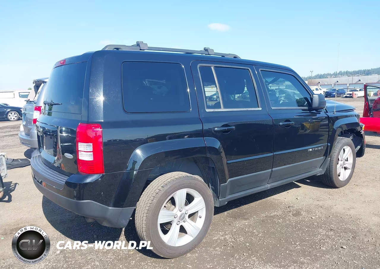 2012 Jeep Patriot Latitude VIN:1C4NJRFB0CD609098 - 4