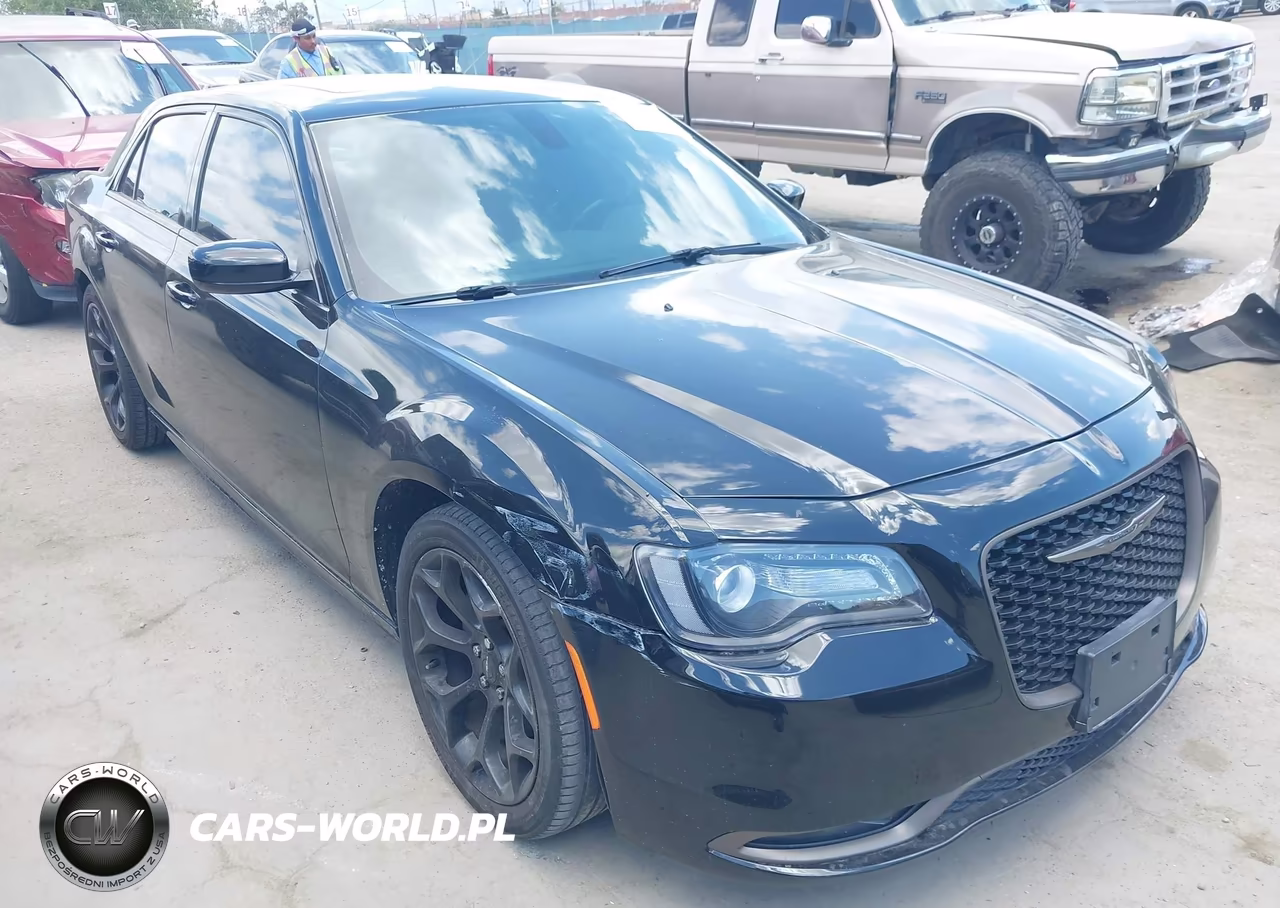 2017 Chrysler 300 300S Alloy Edition – zdjęcie 1 z 17
