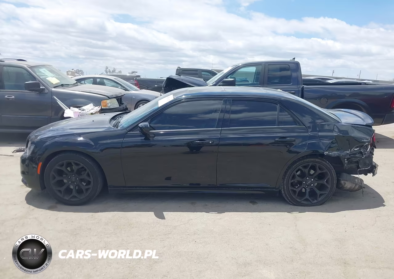 2017 Chrysler 300 300S Alloy Edition VIN:2C3CCABG5HH516645 - 15