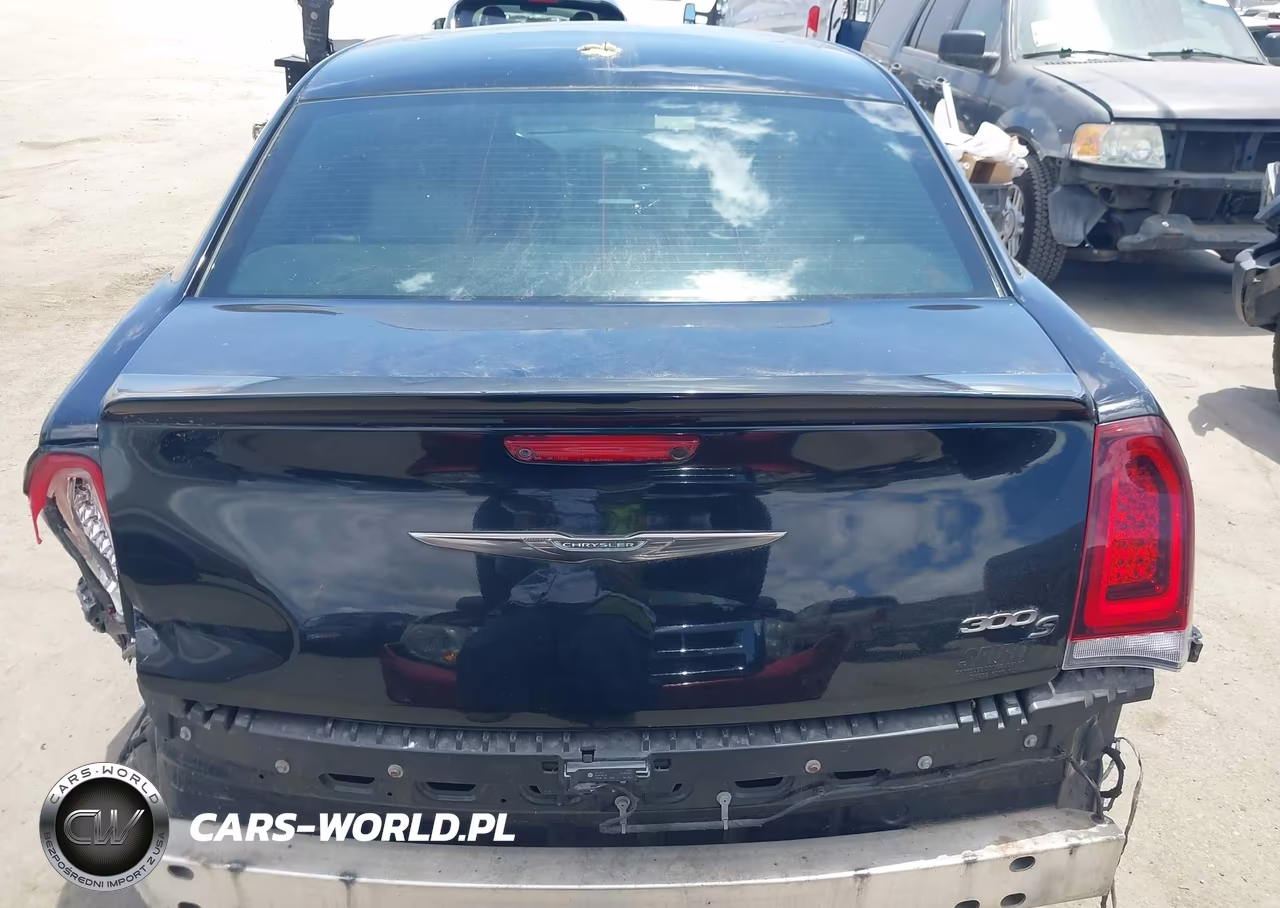 2017 Chrysler 300 300S Alloy Edition VIN:2C3CCABG5HH516645 - 17