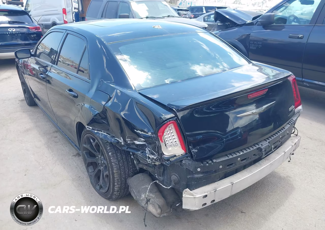 2017 Chrysler 300 300S Alloy Edition VIN:2C3CCABG5HH516645 - 3
