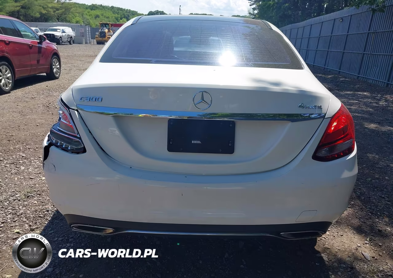 2017 Mercedes-Benz C 300 4Matic VIN:55SWF4KB1HU206728 - 15