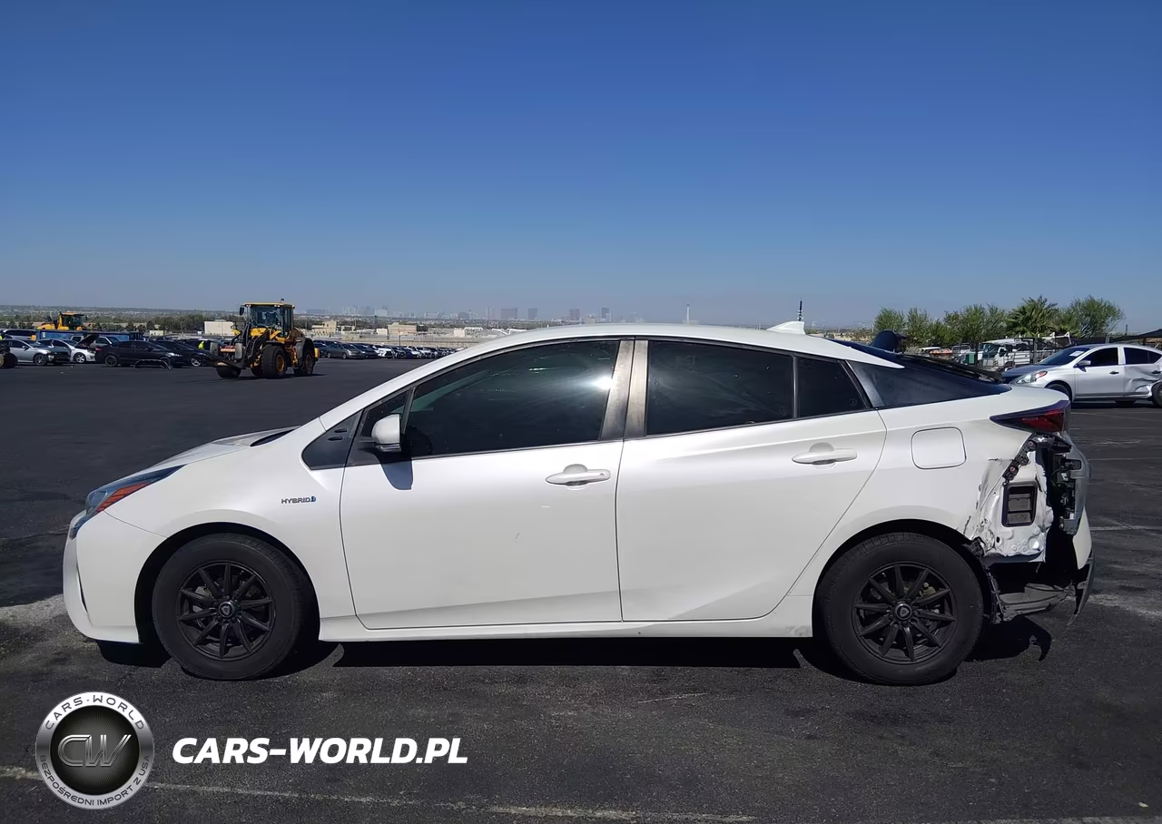 2016 Toyota Prius Two VIN:JTDKBRFU6G3515580 - 14
