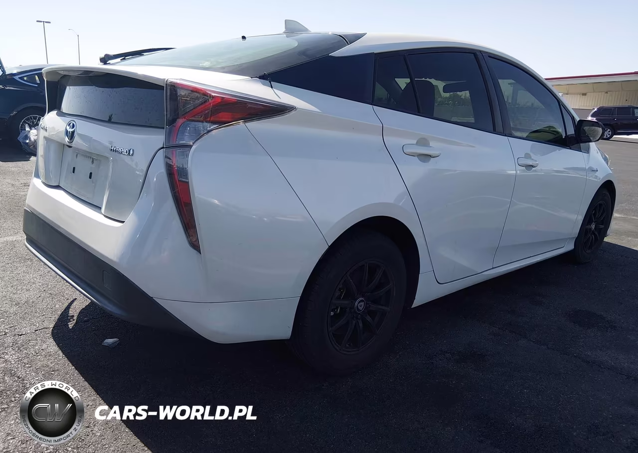 2016 Toyota Prius Two VIN:JTDKBRFU6G3515580 - 4
