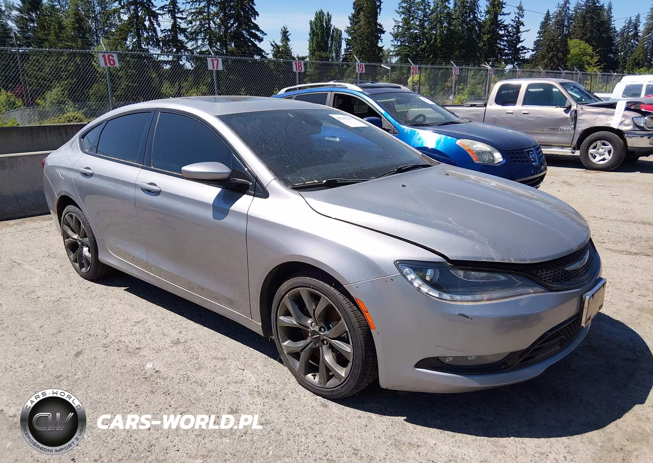 2015 Chrysler 200 S – zdjęcie 1 z 12