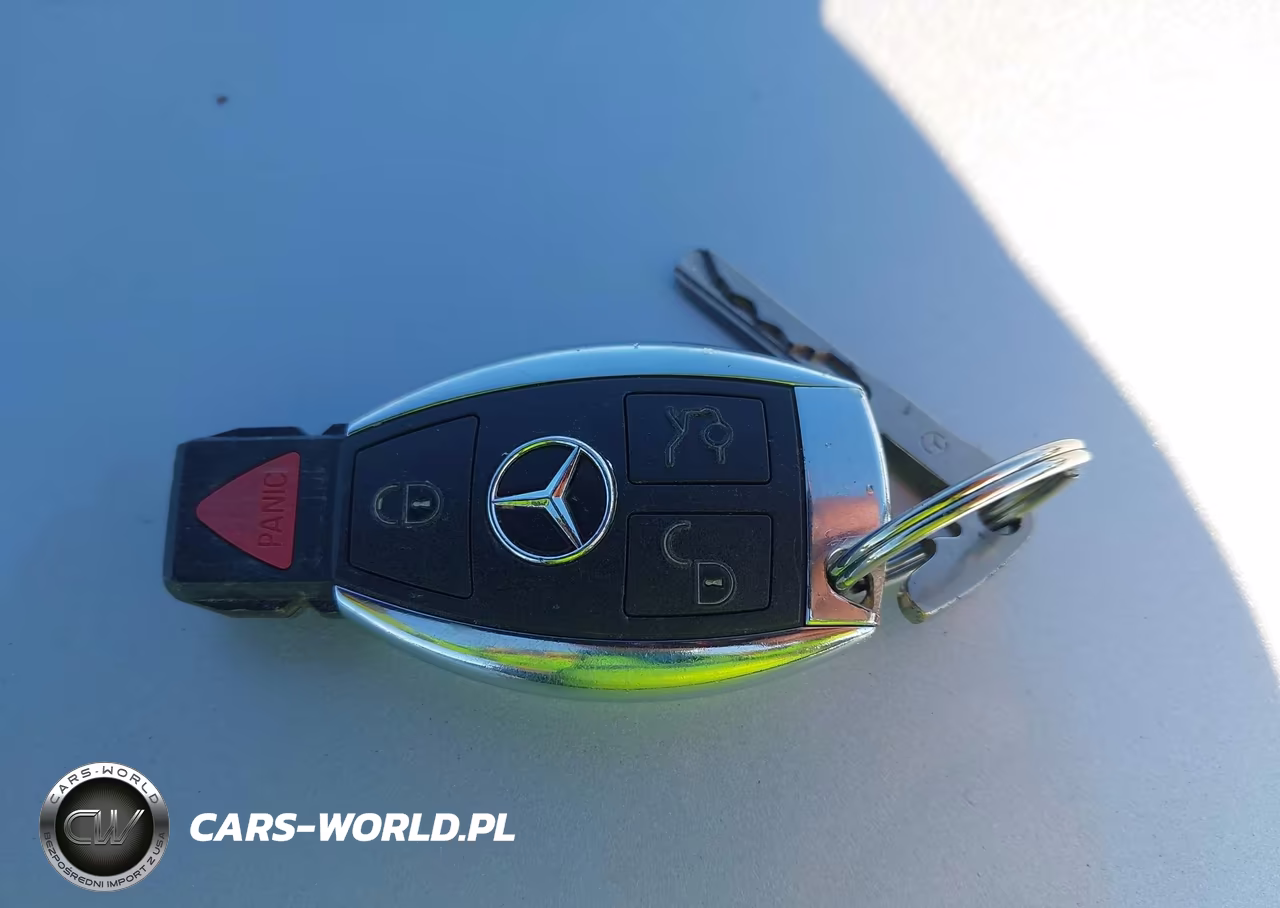 2005 Mercedes-Benz C 320 Sport VIN:WDBRN64J15A675578 - 11