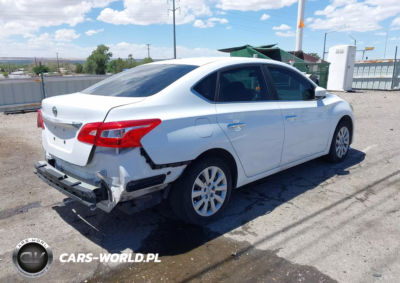 2017 Nissan Sentra S VIN:3N1AB7AP1HY378397 - 4