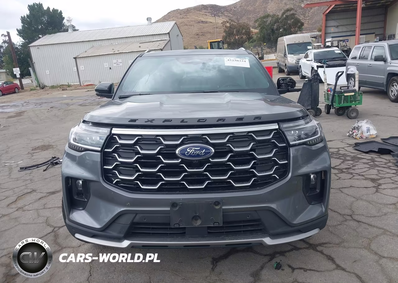 2025 Ford Explorer Platinum VIN:1FMWK7HC2SGB30198 - 13