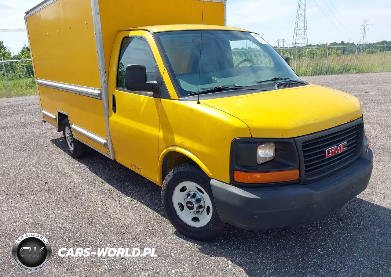 2011 GMC Savana Cutaway Work Van