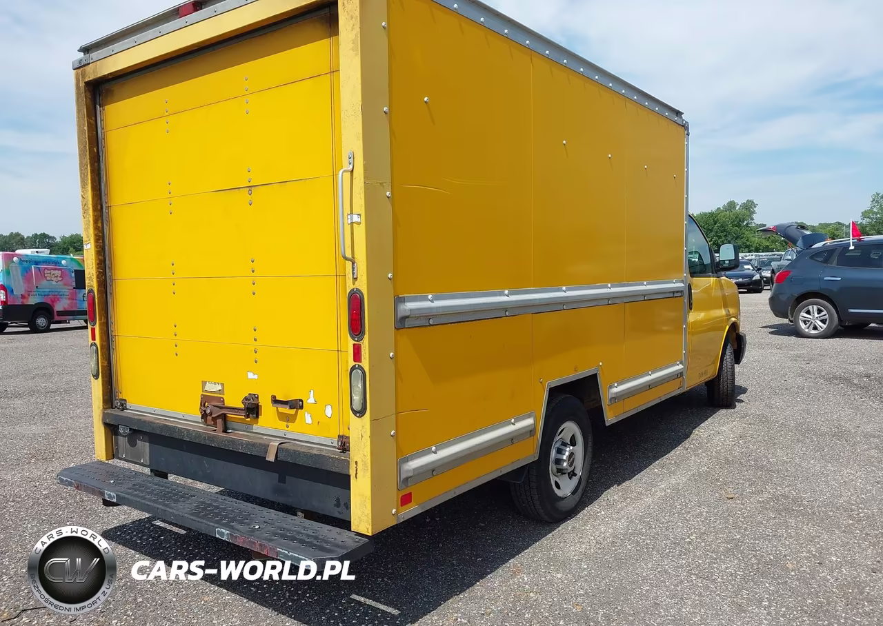 2011 GMC Savana Cutaway Work Van VIN:1GDY72CAXB1900654 - 4
