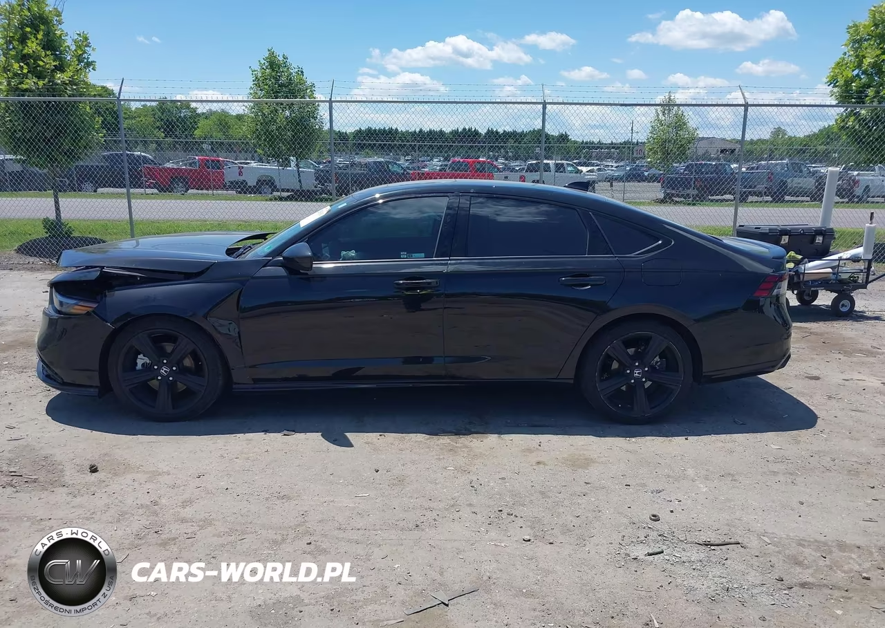 2025 Honda Accord Hybrid Sport-L VIN:1HGCY2F72SA066084 - 14
