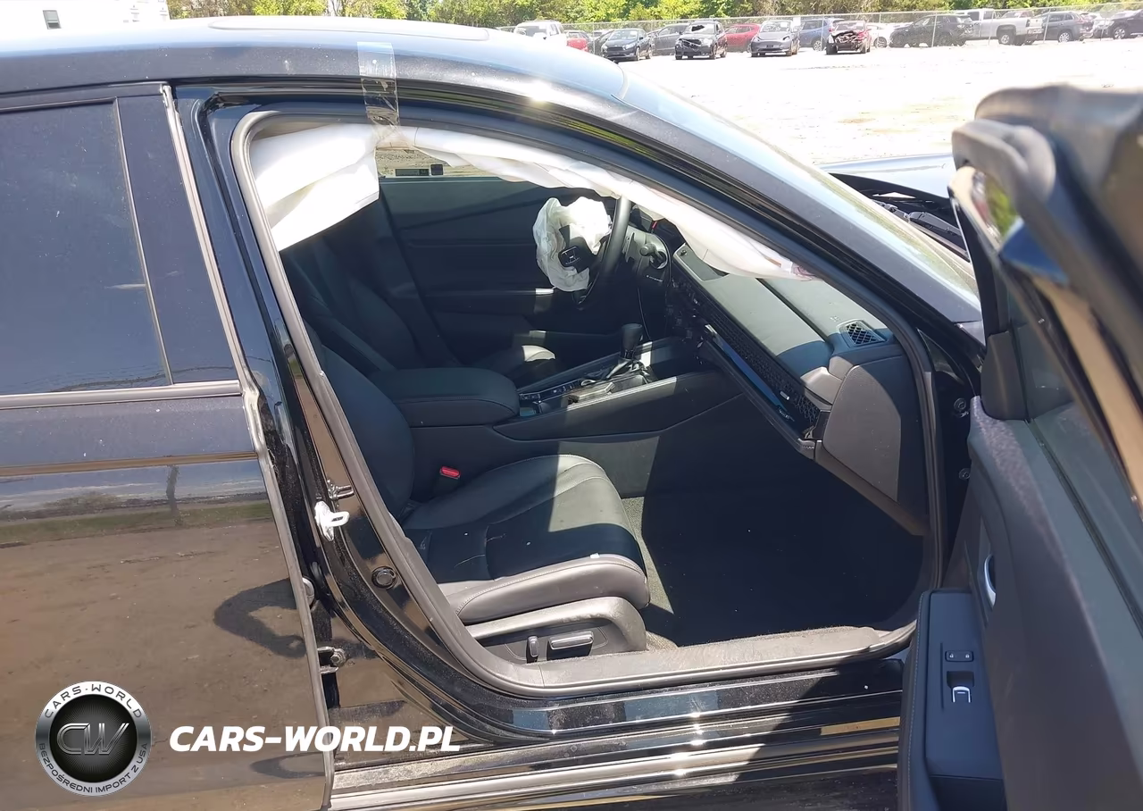 2025 Honda Accord Hybrid Sport-L VIN:1HGCY2F72SA066084 - 5