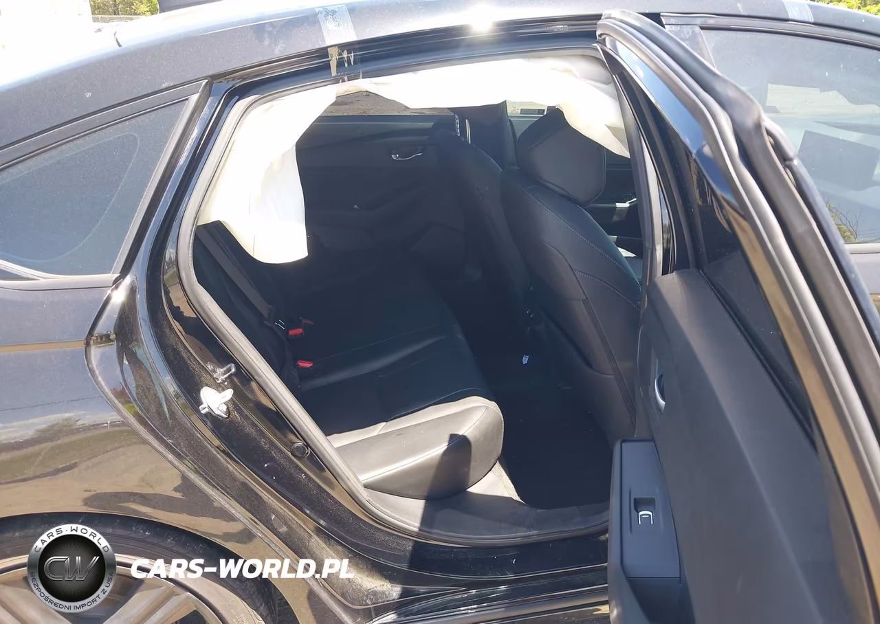 2025 Honda Accord Hybrid Sport-L VIN:1HGCY2F72SA066084 - 8