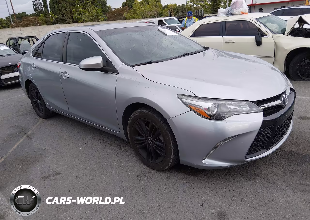 2017 Toyota Camry Se – zdjęcie 1 z 16