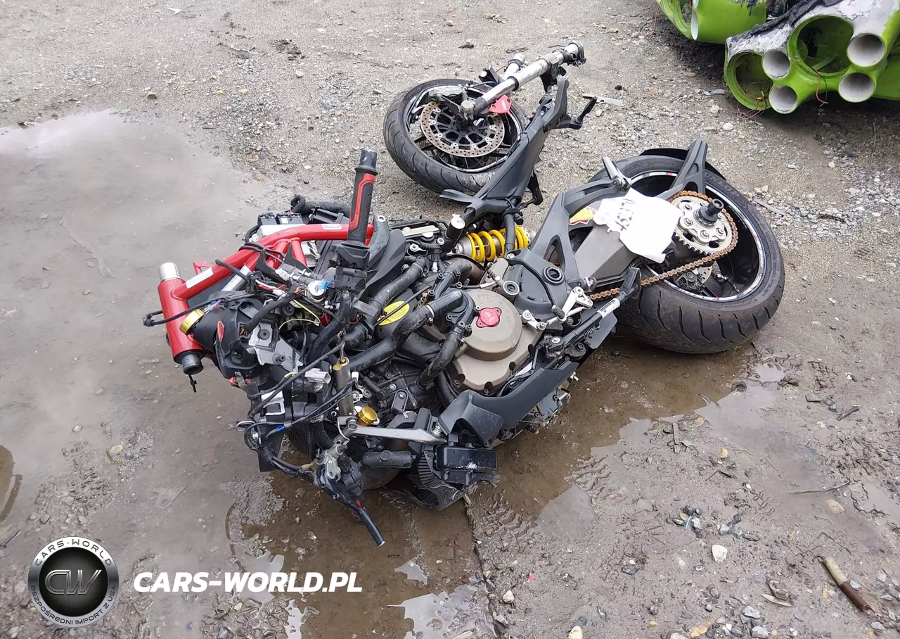 2014 Ducati Monster 1200-S VIN:ZDM1RBSV2EB001343 - 2