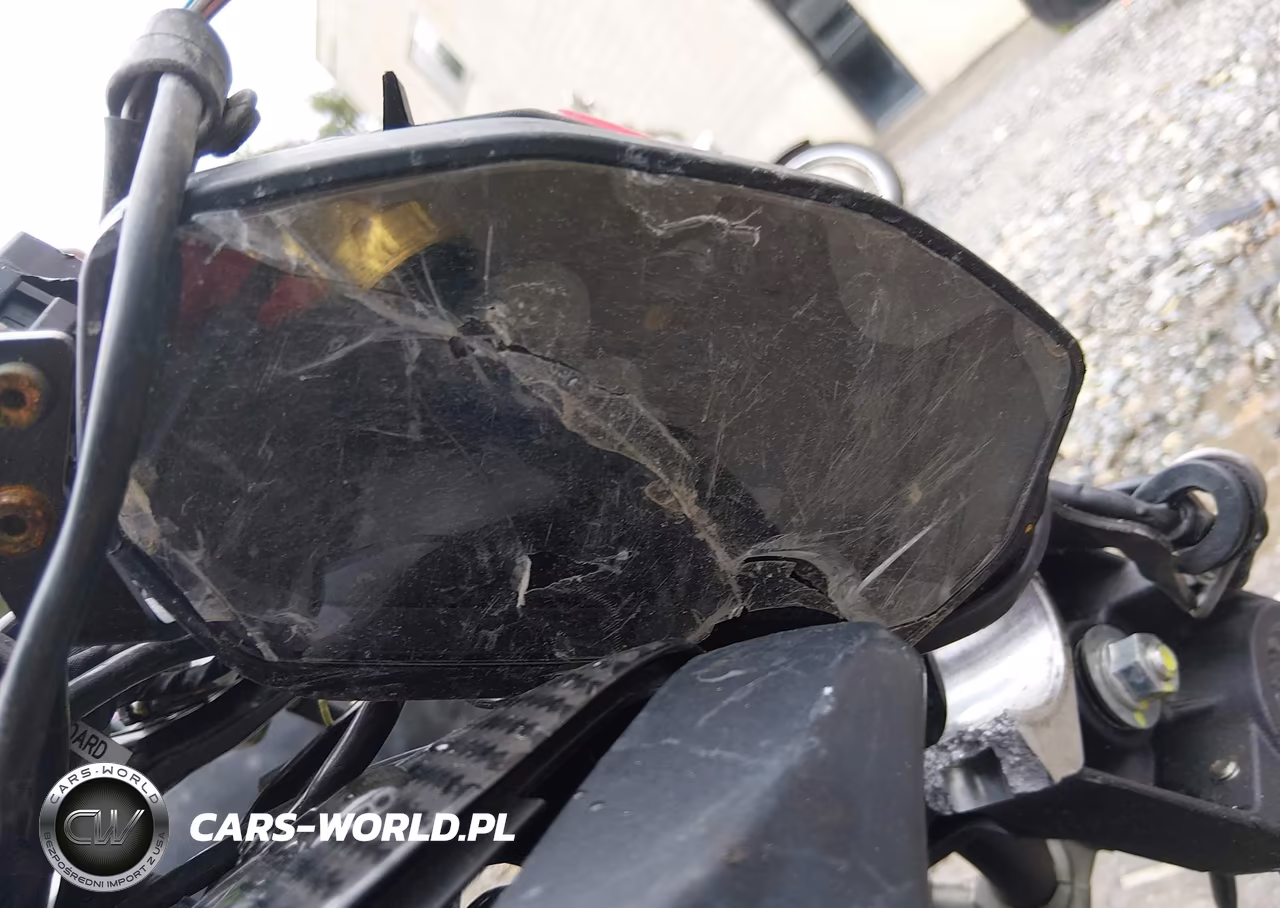 2014 Ducati Monster 1200-S VIN:ZDM1RBSV2EB001343 - 7