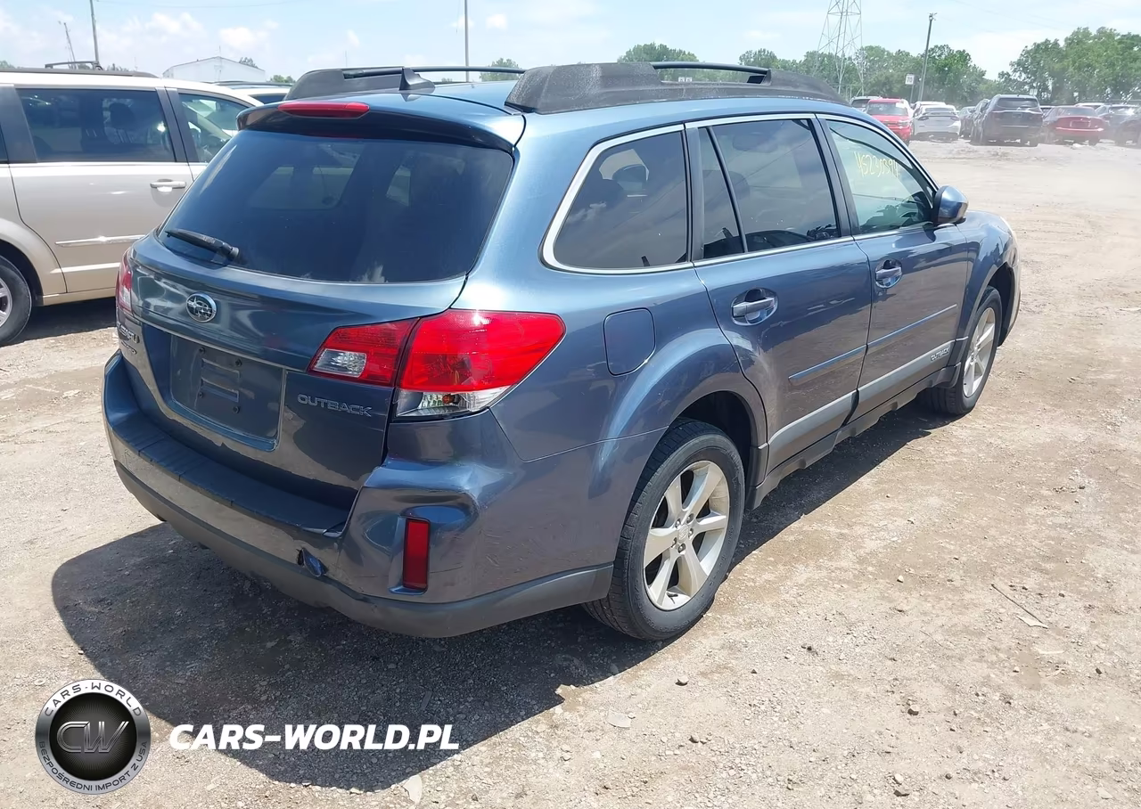 2013 Subaru Outback 2.5I Limited VIN:4S4BRCKC8D3251940 - 4