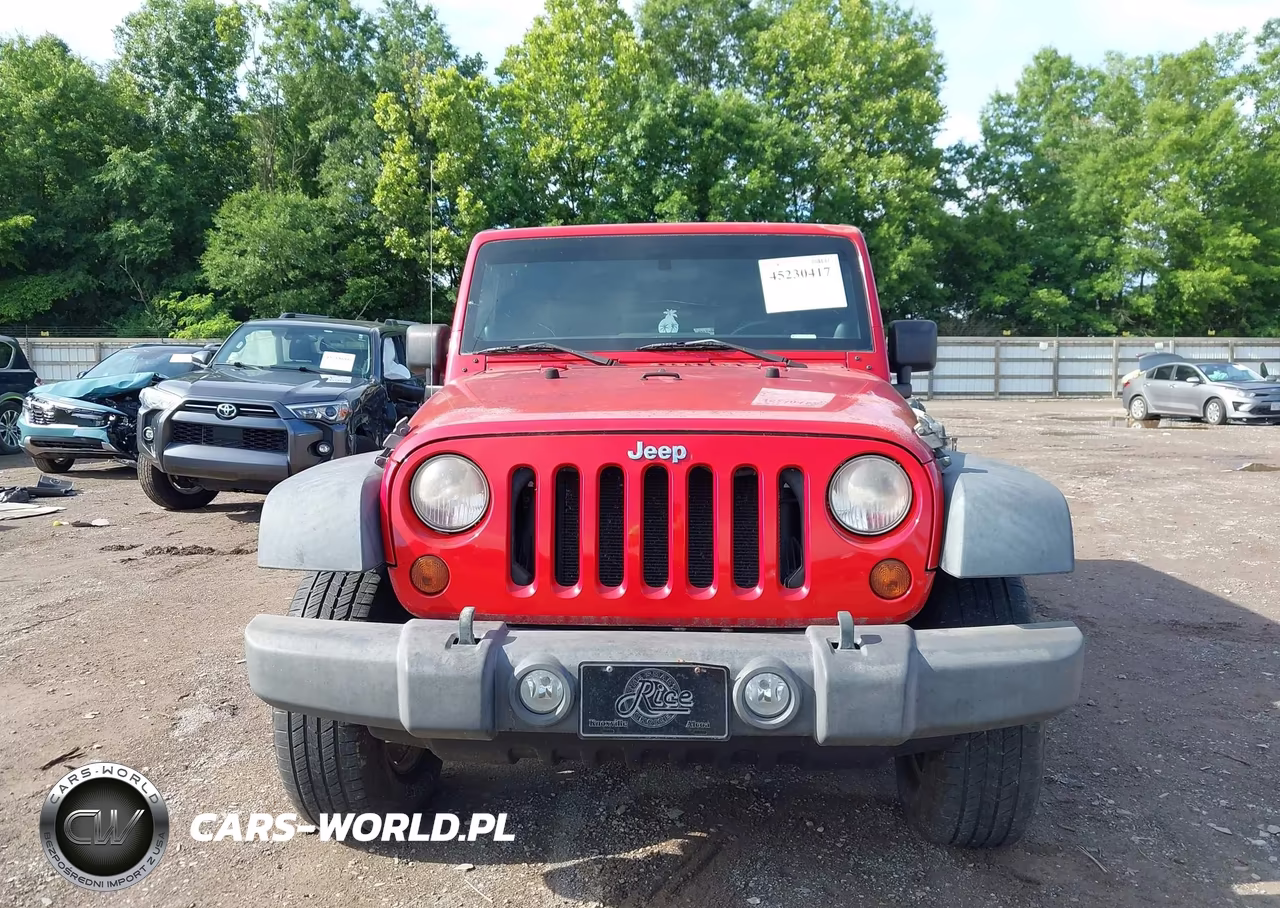 2011 Jeep Wrangler Unlimited Sport VIN:1J4BA3H12BL557461 - 12