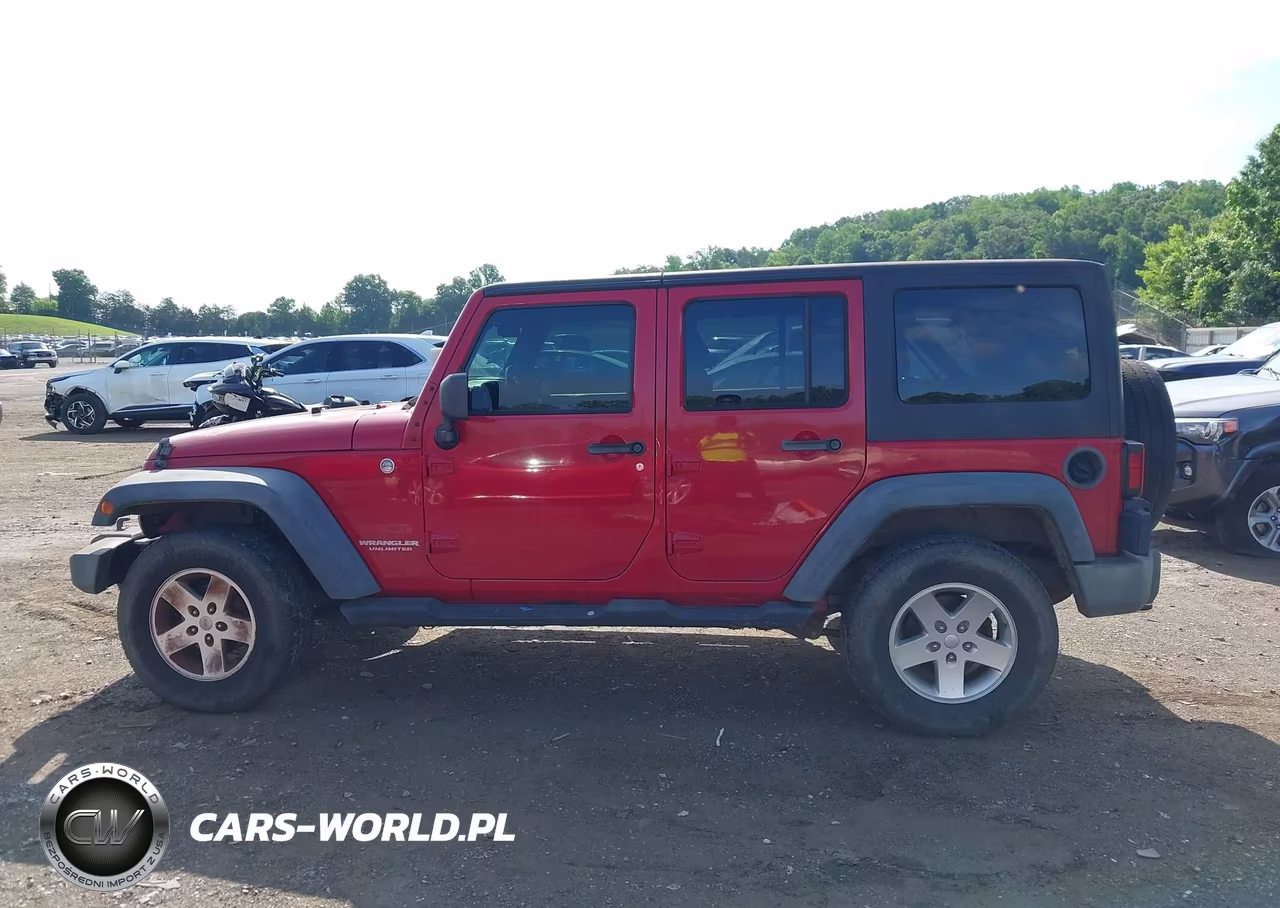 2011 Jeep Wrangler Unlimited Sport VIN:1J4BA3H12BL557461 - 14