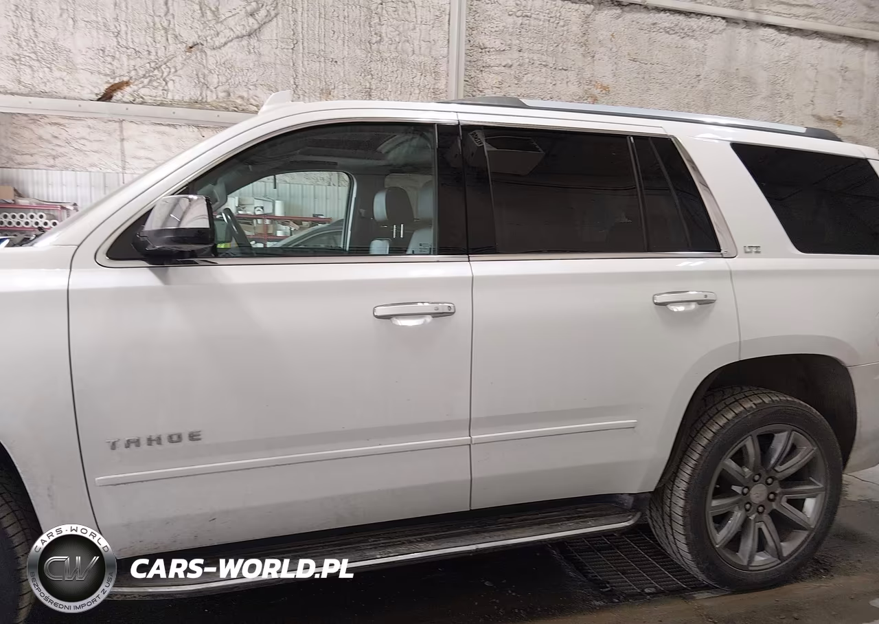 2016 Chevrolet Tahoe Ltz VIN:1GNSKCKC1GR236603 - 14