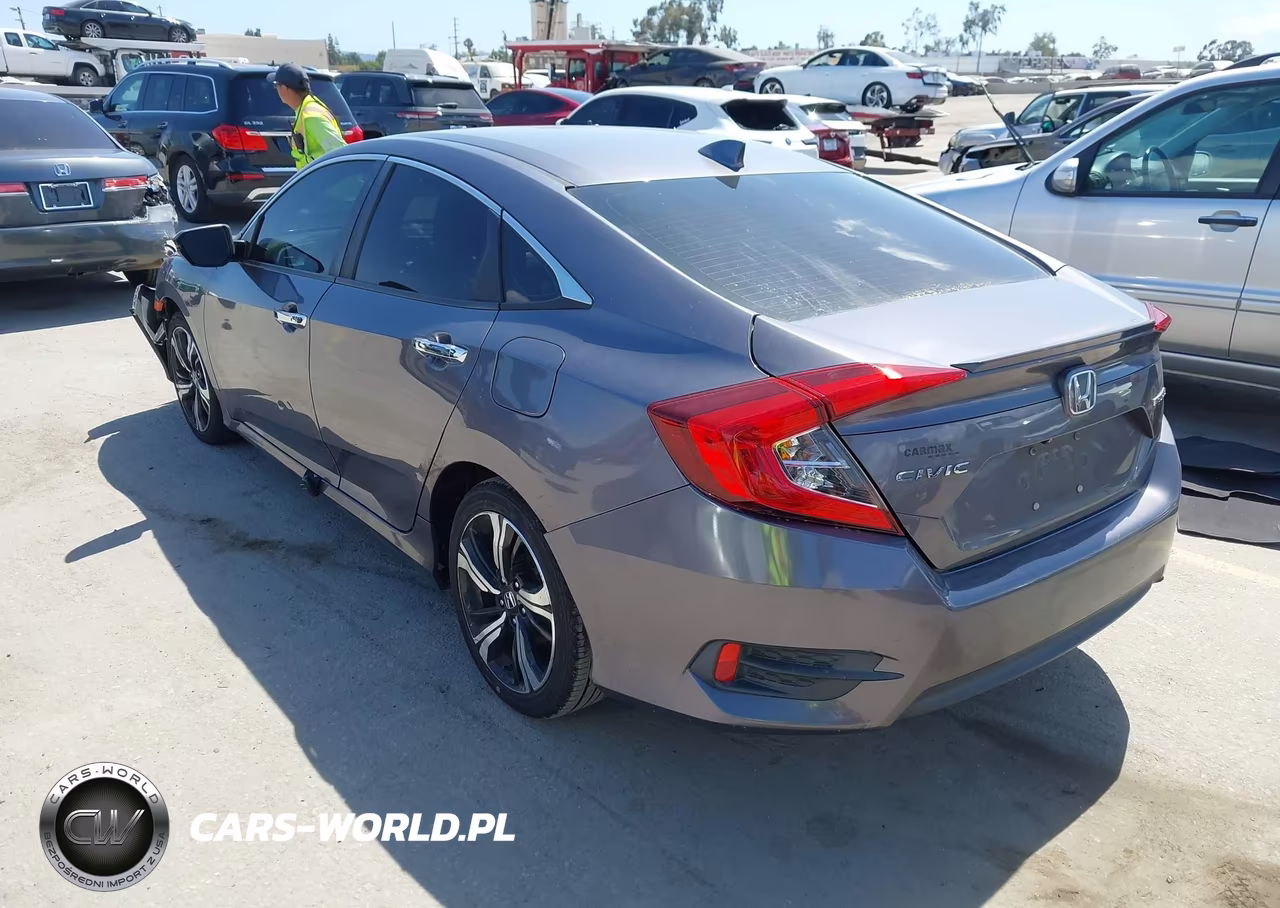 2017 Honda Civic Touring VIN:19XFC1F94HE019277 - 3
