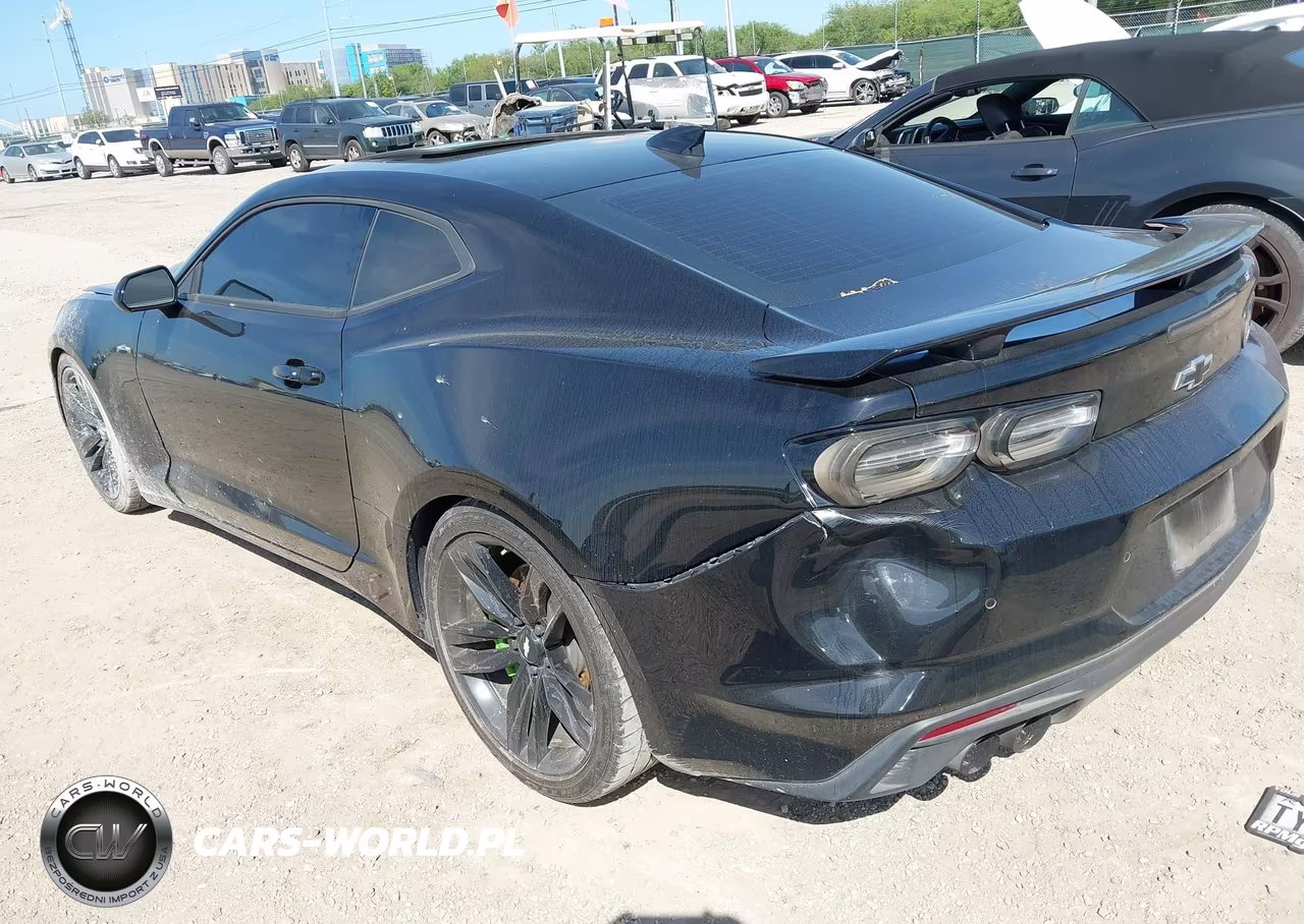 2019 Chevrolet Camaro 2Ss VIN:1G1FH1R70K0138917 - 3