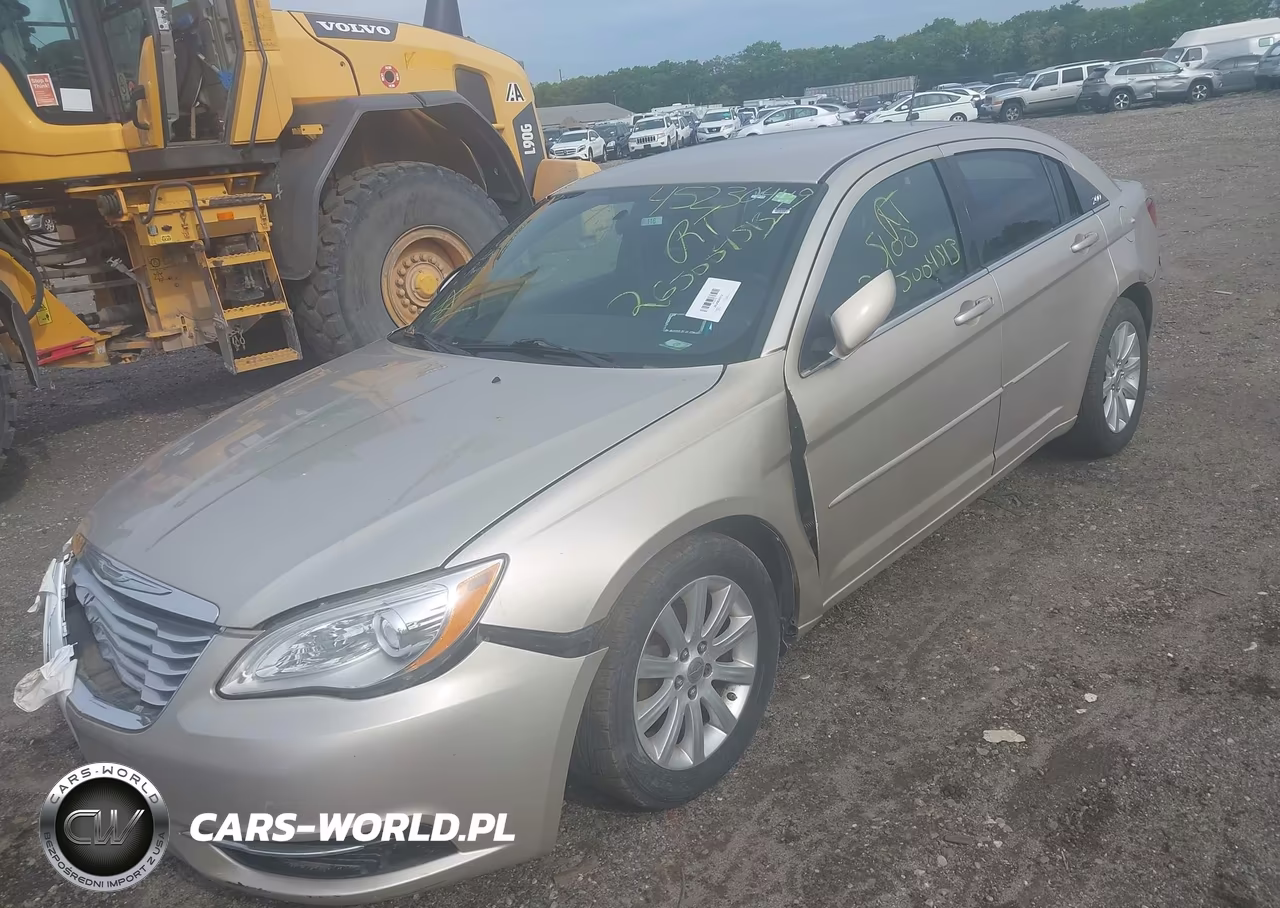 2013 Chrysler 200 Touring VIN:1C3CCBBB6DN639124 - 2