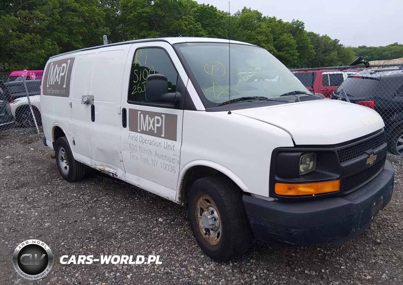 2013 Chevrolet Express 2500 Work Van – zdjęcie 1 z 16
