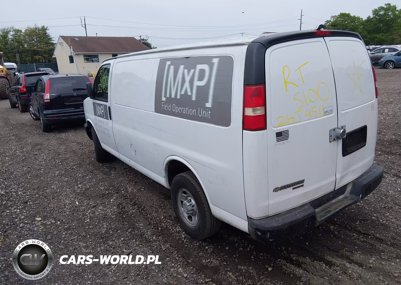 2013 Chevrolet Express 2500 Work Van VIN:1GCWGFCA6D1153396 - 3