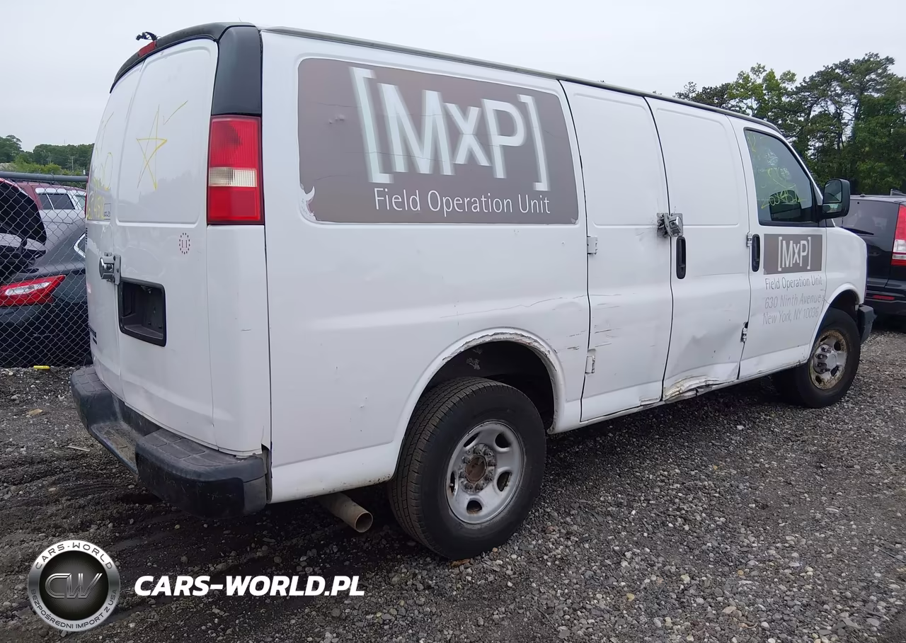 2013 Chevrolet Express 2500 Work Van VIN:1GCWGFCA6D1153396 - 4