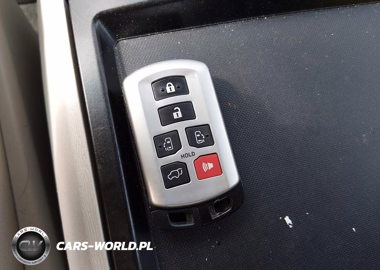 2011 Toyota Sienna Xle V6 VIN:5TDYK3DC2BS033665 - 11