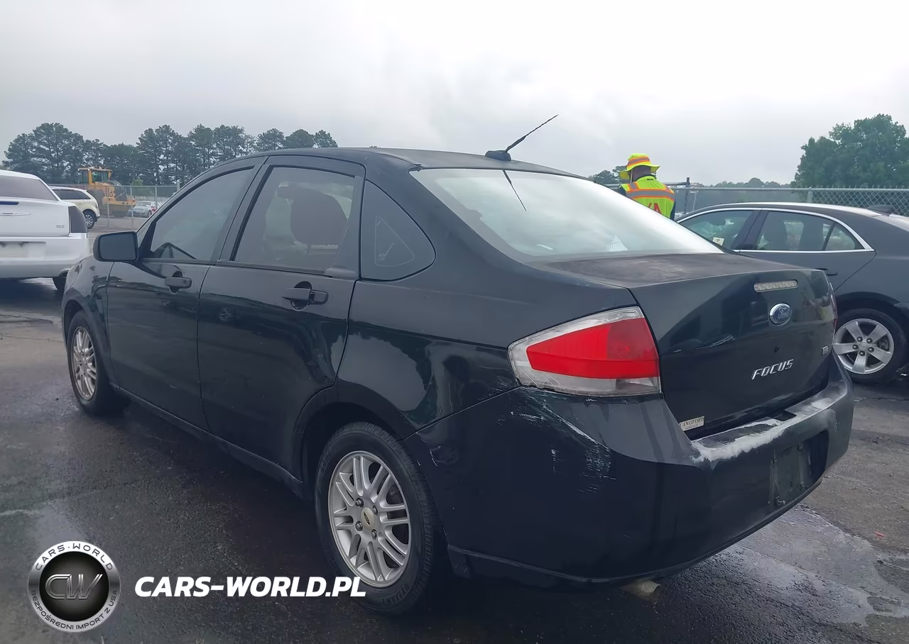 2009 Ford Focus Se VIN:1FAHP35N09W180228 - 3