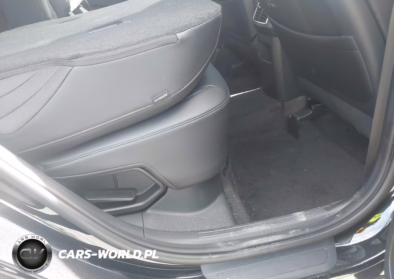 2026 Kia Sportage Hybrid X-Line VIN:KNDPVDDG8T7294984 - 8