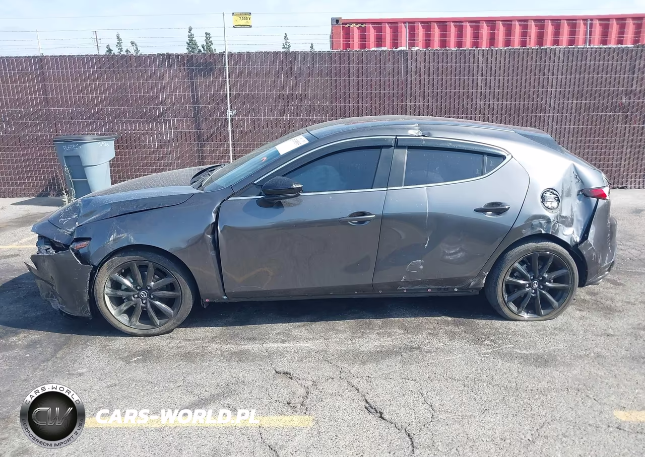 2025 Mazda Mazda3 2.5 S Select Sport VIN:JM1BPAKM7S1770915 - 14