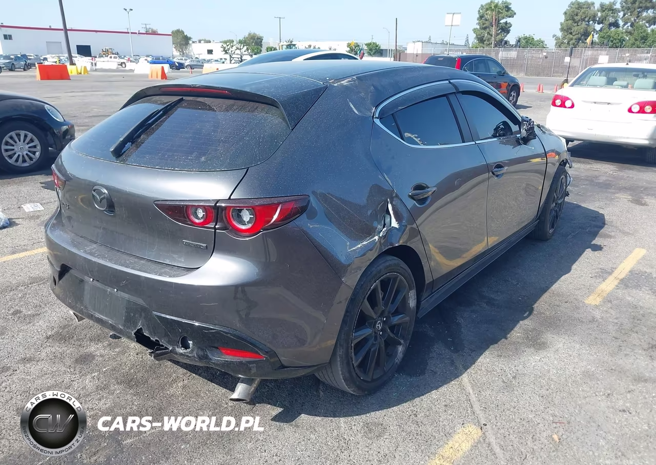 2025 Mazda Mazda3 2.5 S Select Sport VIN:JM1BPAKM7S1770915 - 4