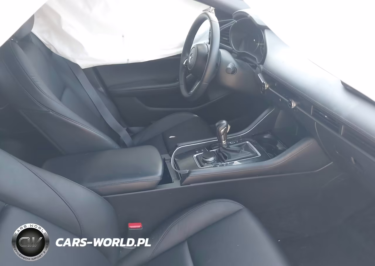 2025 Mazda Mazda3 2.5 S Select Sport VIN:JM1BPAKM7S1770915 - 5