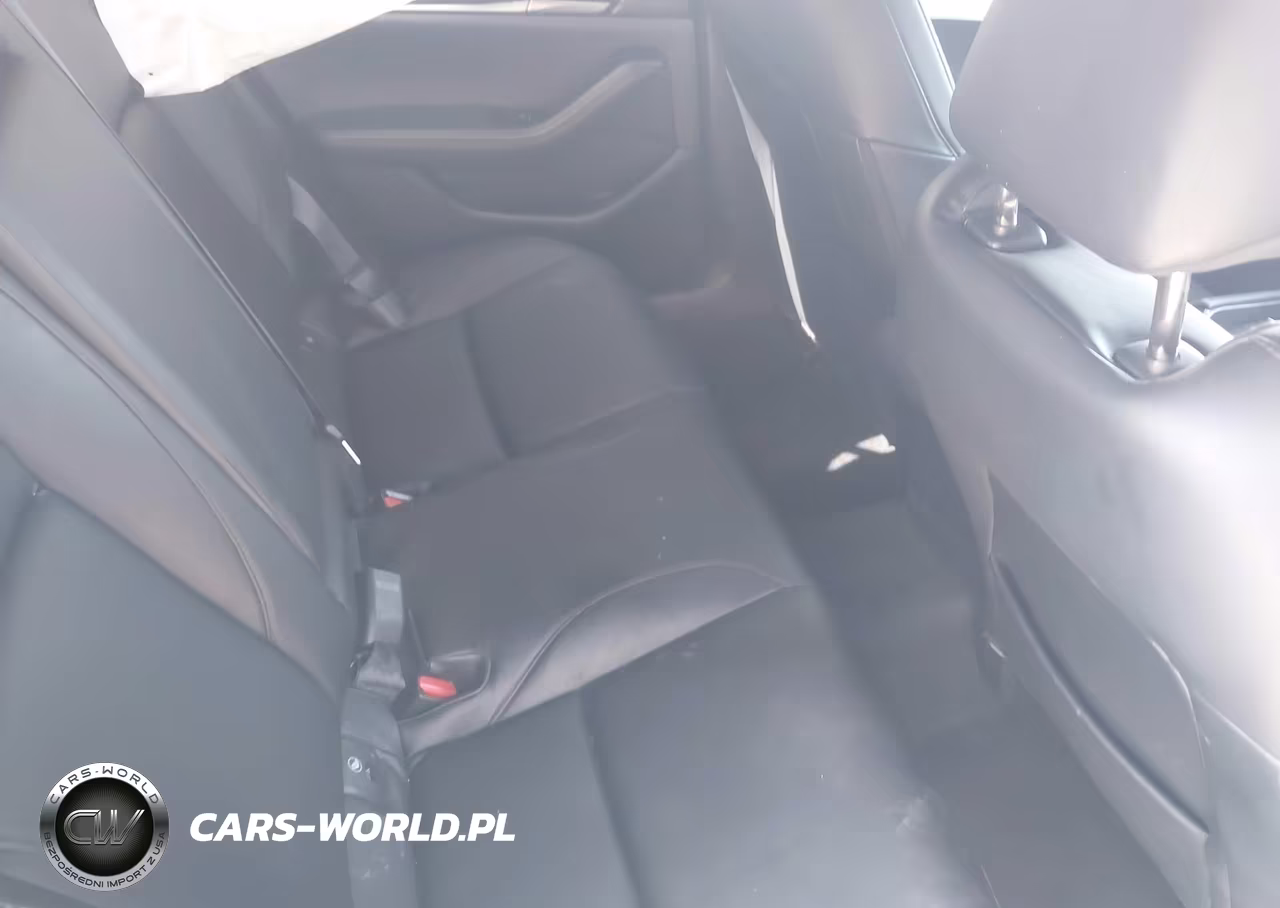 2025 Mazda Mazda3 2.5 S Select Sport VIN:JM1BPAKM7S1770915 - 8