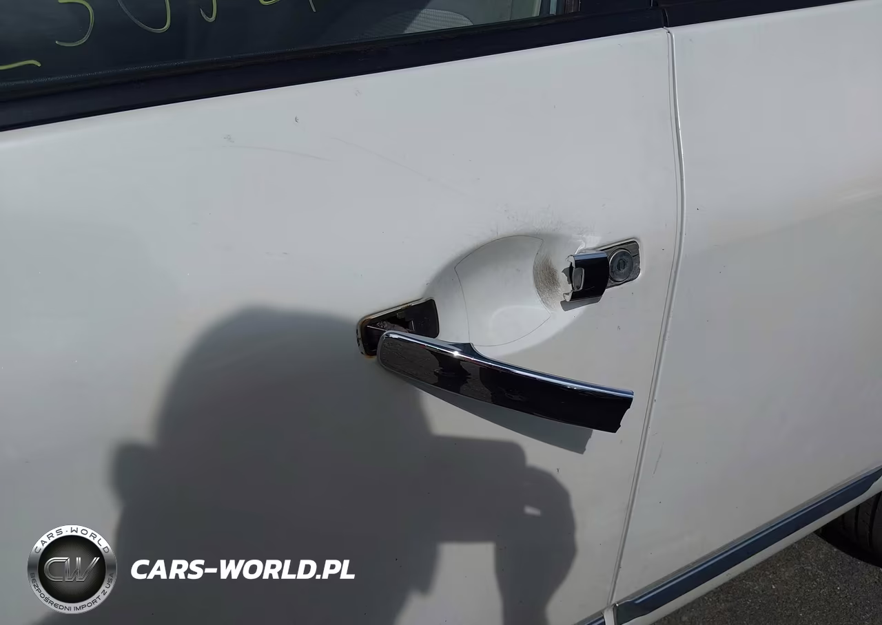 2011 Nissan Rogue Sv VIN:JN8AS5MV8BW306465 - 12