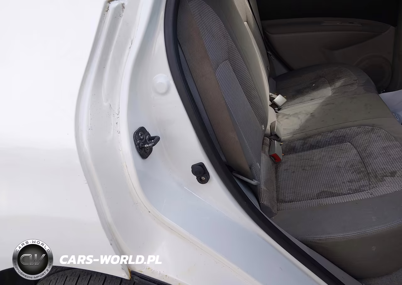 2011 Nissan Rogue Sv VIN:JN8AS5MV8BW306465 - 8