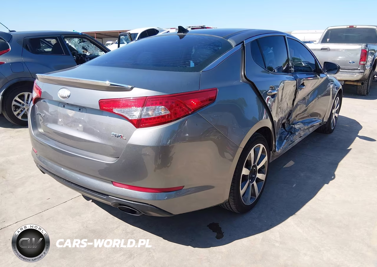 2013 Kia Optima Sx VIN:5XXGR4A65DG172849 - 4
