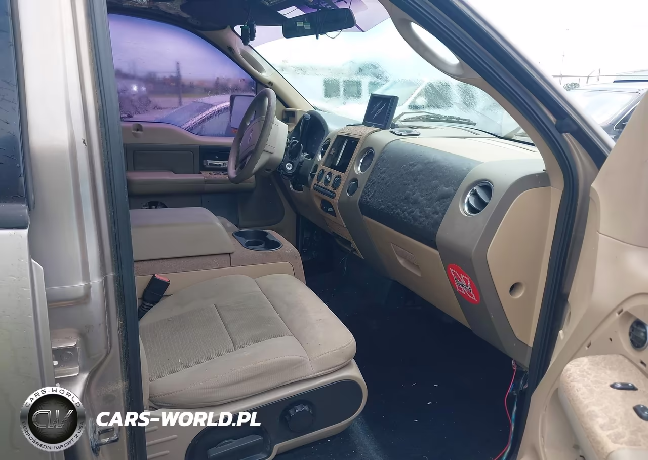 2004 Ford F-150 Xlt VIN:1FTRW12W24KD16703 - 5