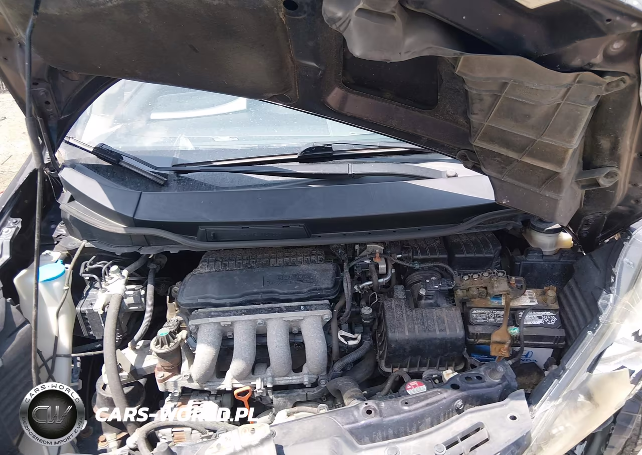 2013 Honda Fit Sport VIN:JHMGE8H65DC064481 - 10