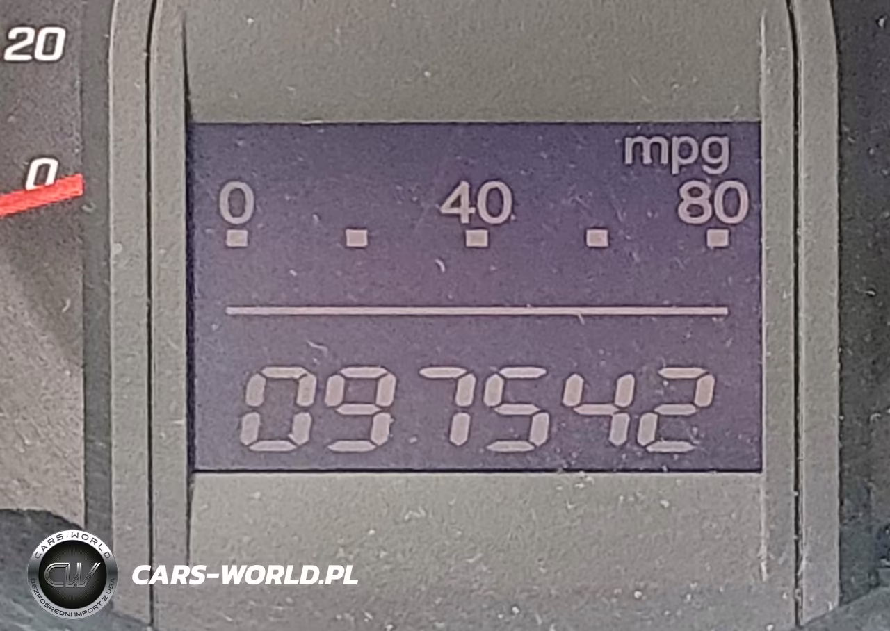 2013 Honda Fit Sport VIN:JHMGE8H65DC064481 - 15