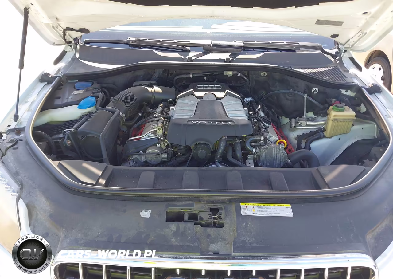 2014 Audi Q7 3.0T Premium VIN:WA1LGAFE4ED010722 - 10