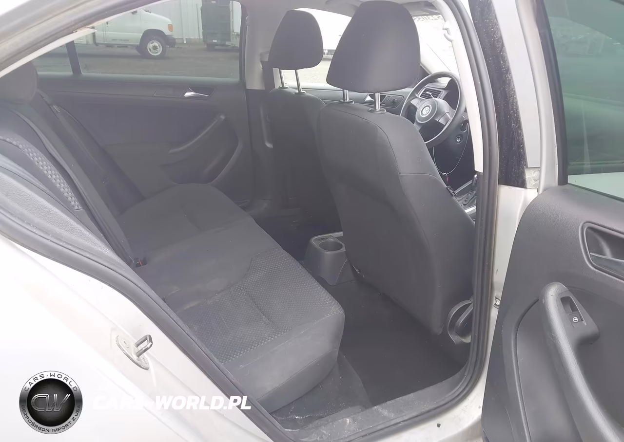 2011 Volkswagen Jetta 2.0L S VIN:3VW2K7AJ5BM057004 - 8