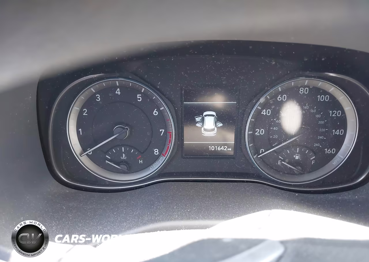 2018 Hyundai Kona Se VIN:KM8K1CAA9JU151715 - 7