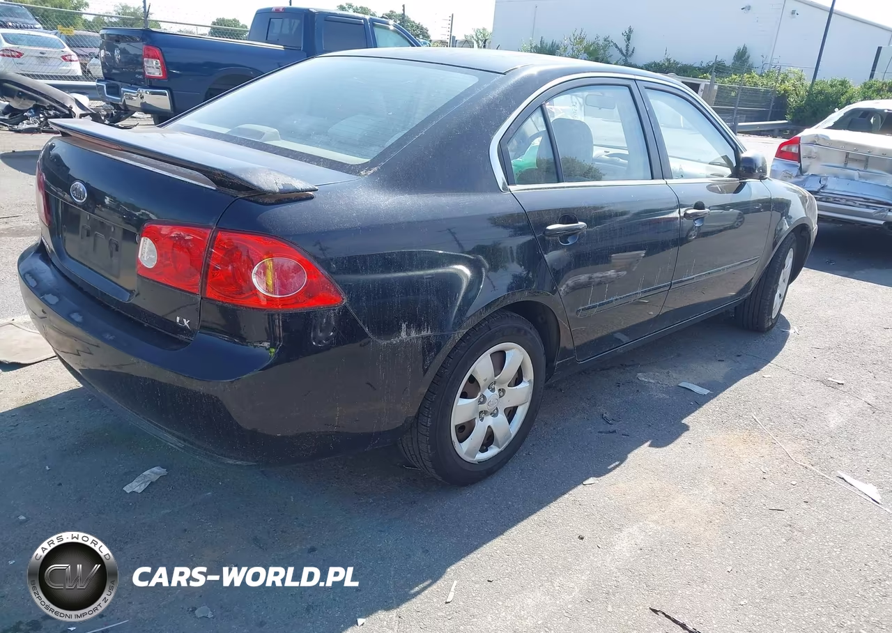 2008 Kia Optima Lx VIN:KNAGE123685235138 - 4